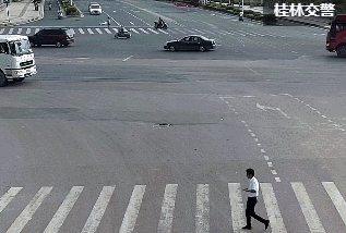 惨烈丨脑花都出来了，桂林发生一起车祸，又是货车跟电马！609 / 作者:清风哥 / 帖子ID:268610