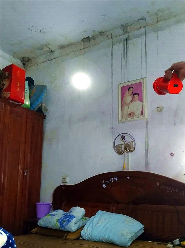 他们曾是恭城工人阶级的骄傲与传奇，如今却只能在这样的房屋住着...762 / 作者:论坛小编02 / 帖子ID:268780