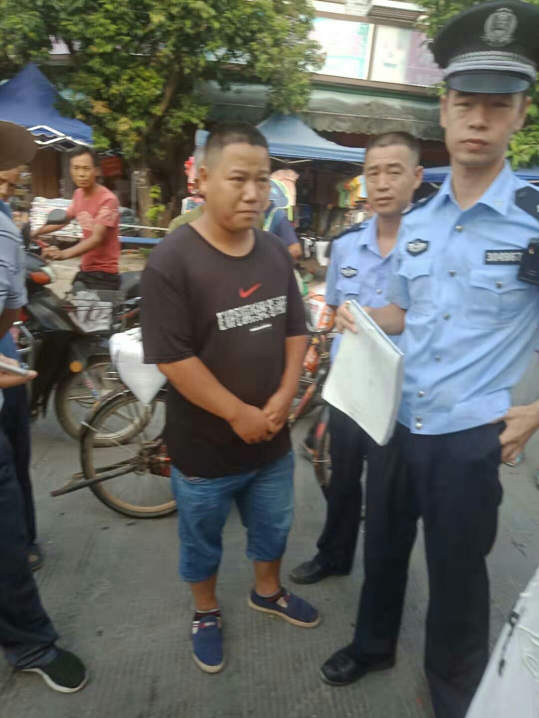 看看这位以官压人的书记594 / 作者:15918436835 / 帖子ID:268791