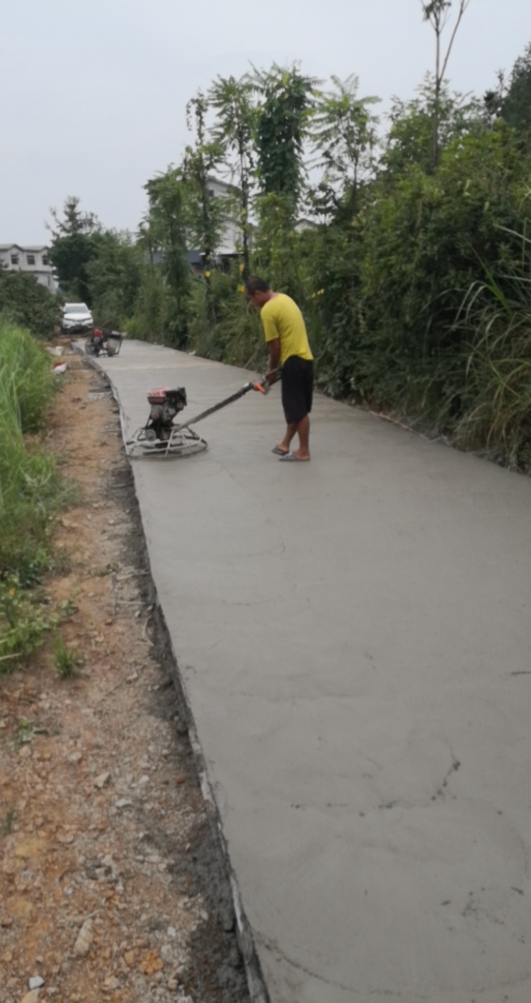 西岭八岩麒麟寨至白石路段开始修水泥路322 / 作者:2支棒棒糖 / 帖子ID:268803