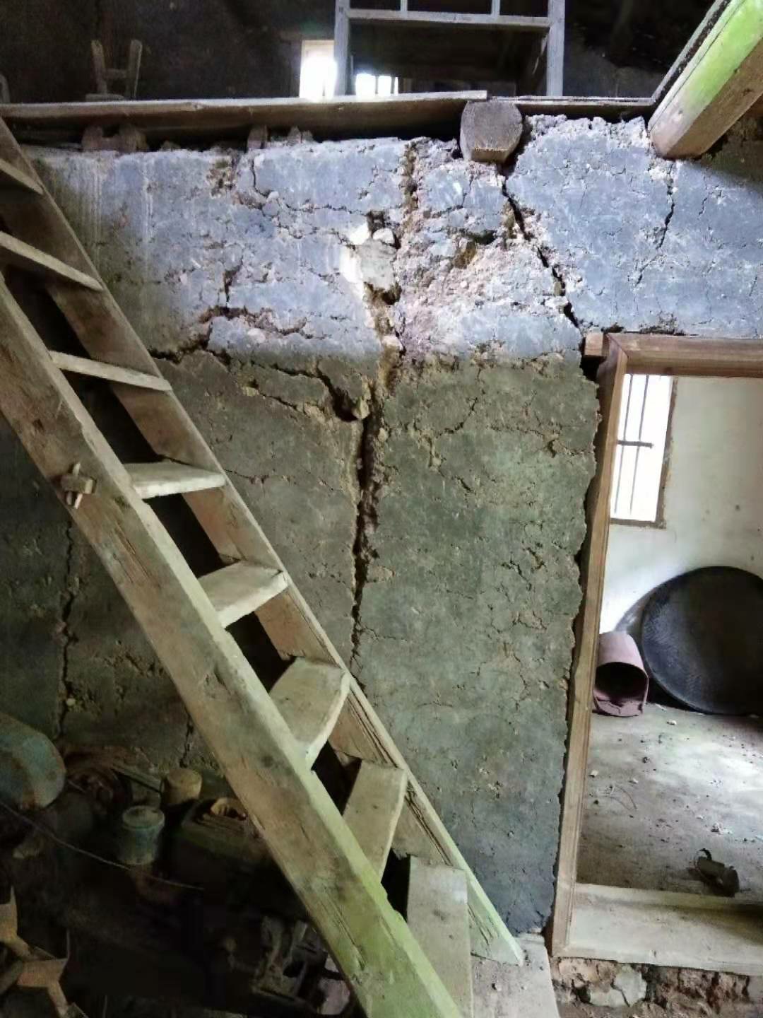 这样的房子算危房吗？606 / 作者:快乐.每一天 / 帖子ID:268830