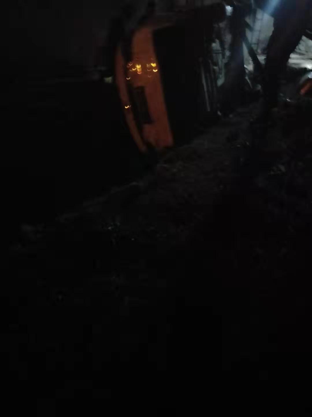 昨天半夜恭城洲塘这改出了个车祸噻？681 / 作者:清风哥 / 帖子ID:268968