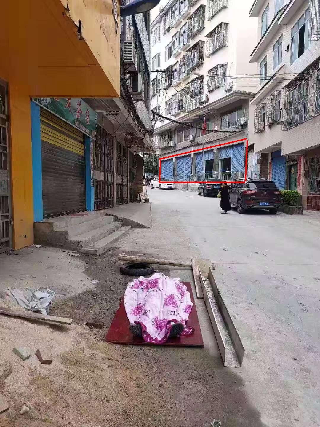 这个人是挨跌死的还是挨东西砸死的？451 / 作者:平安大叔 / 帖子ID:269134