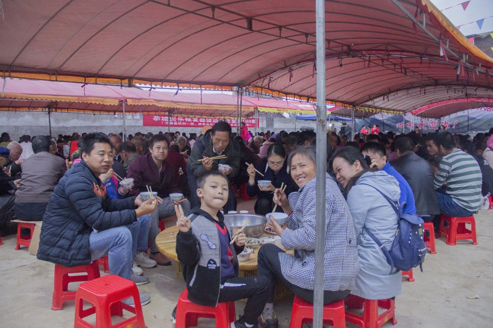 平安心田村一年一度的庙会，这里的热闹你根本想象不到！304 / 作者:论坛小编02 / 帖子ID:269247