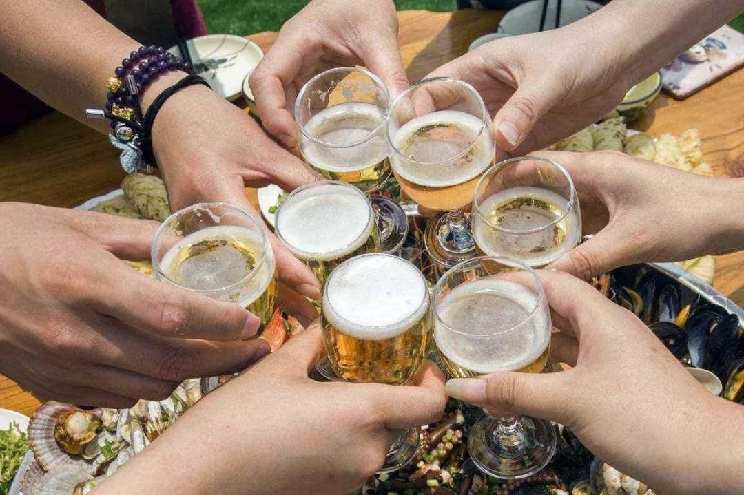 桂林有人喝酒出事了!同桌3人成被告,你还敢这样做?