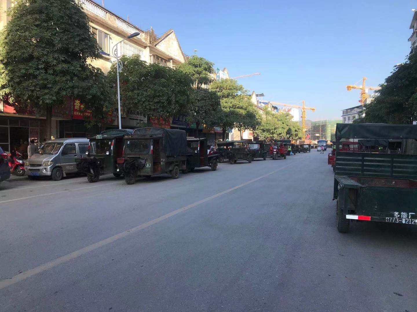 农机监理局在新车站这改帮贴反光条啵162 / 作者:杨俊语语il / 帖子ID:269417