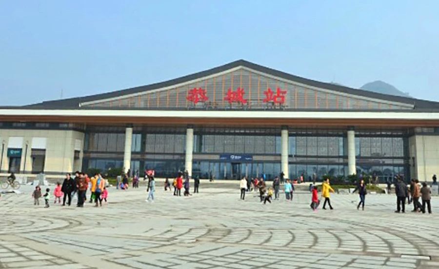 恭城金秋柿柿如意，手绘瑶乡幅幅顺心274 / 作者:箩筐索 / 帖子ID:269610