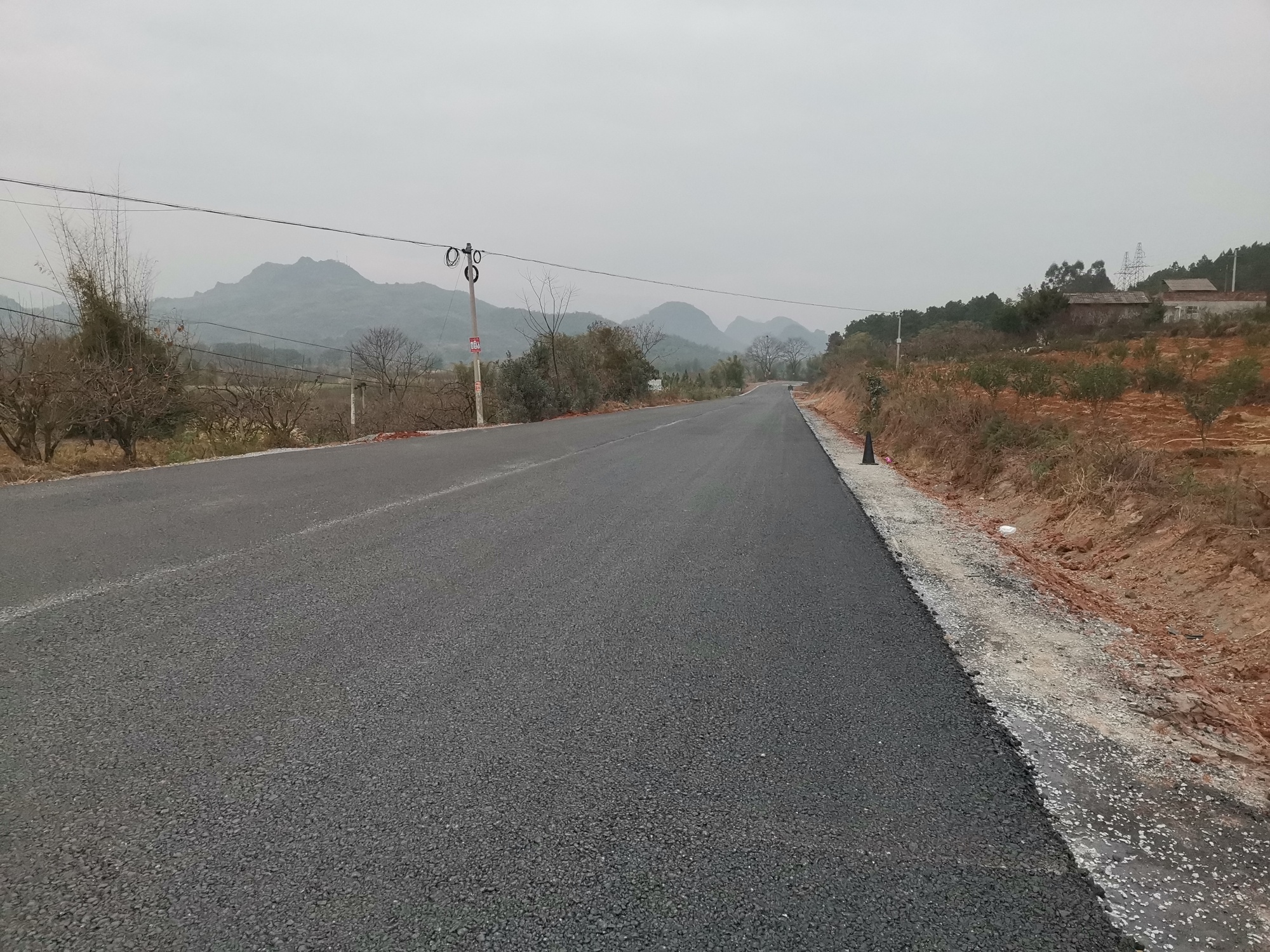 西岭这条路今年应该修的完了575 / 作者:忧伤428 / 帖子ID:269915