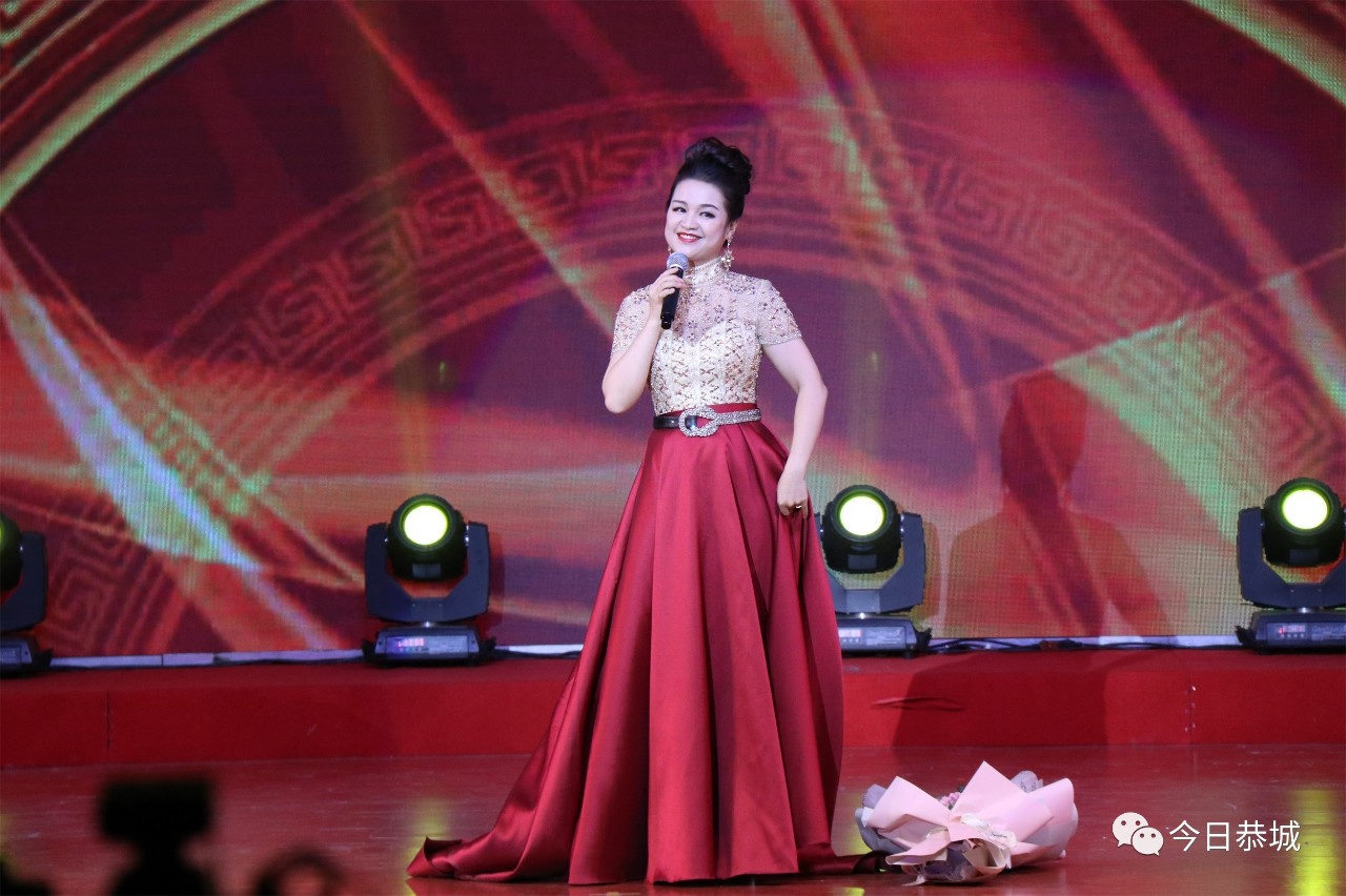 恭城县义工志愿者协会2019年会暨全县志愿者联谊会在县人民会堂举行535 / 作者:登山涉水 / 帖子ID:269936