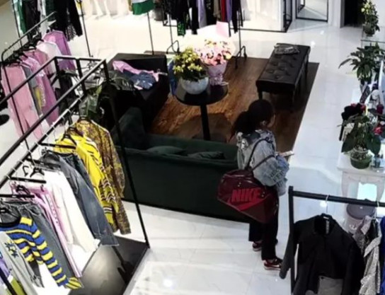 全州开店的当心！公安刚抓了2个女人，快看你中过招吗?534 / 作者:顺势而为47 / 帖子ID:270055