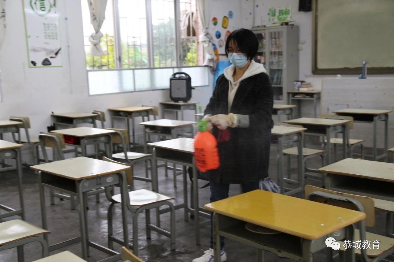 防疫演练如实战 未雨绸缪保平安——恭城县中小学校新冠肺炎疫情防控应急演练809 / 作者:论坛小编01 / 帖子ID:271093