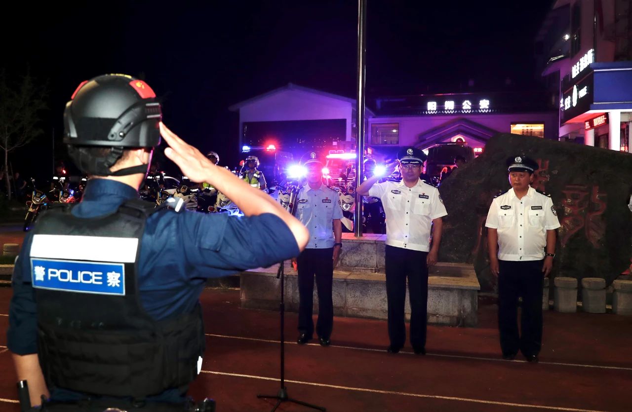 震惊，桂林这一晚上抓了495人，究竟为何？3 / 作者:呆桃 / 帖子ID:271802