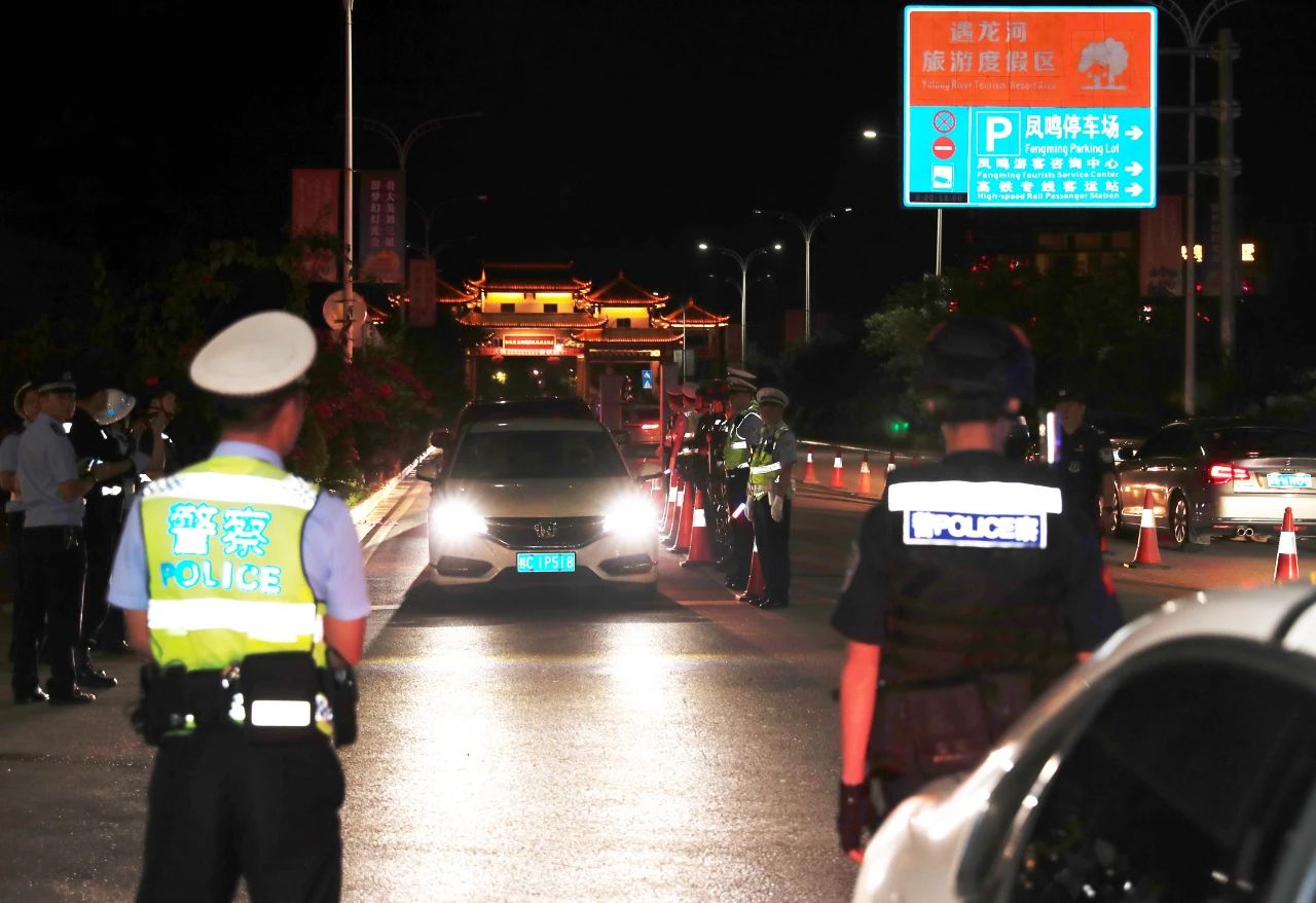 震惊，桂林这一晚上抓了495人，究竟为何？768 / 作者:呆桃 / 帖子ID:271802