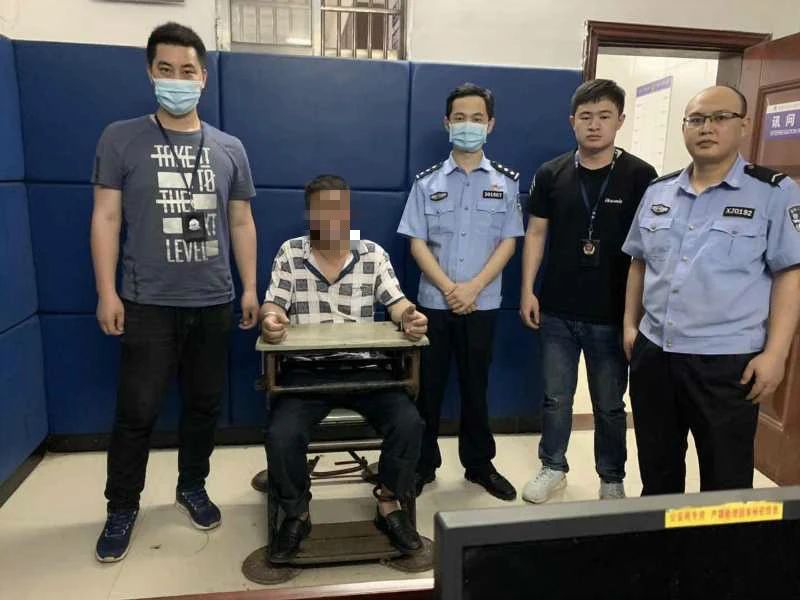 震惊，桂林这一晚上抓了495人，究竟为何？270 / 作者:呆桃 / 帖子ID:271802