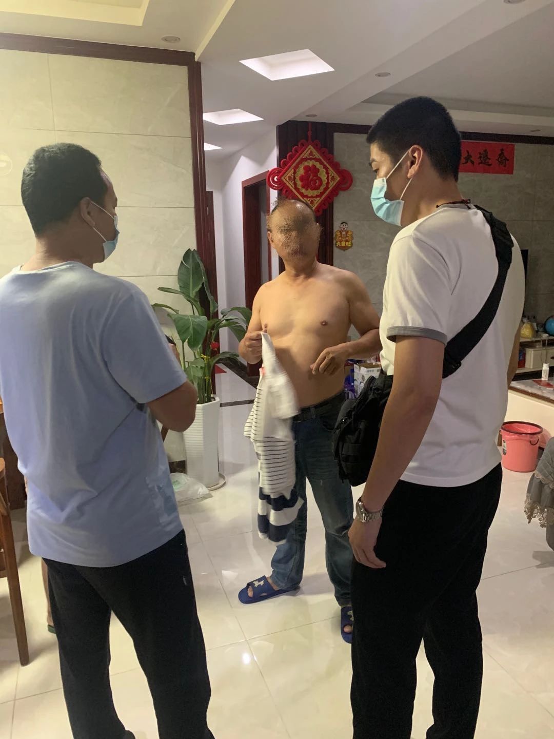 震惊，桂林这一晚上抓了495人，究竟为何？456 / 作者:呆桃 / 帖子ID:271802