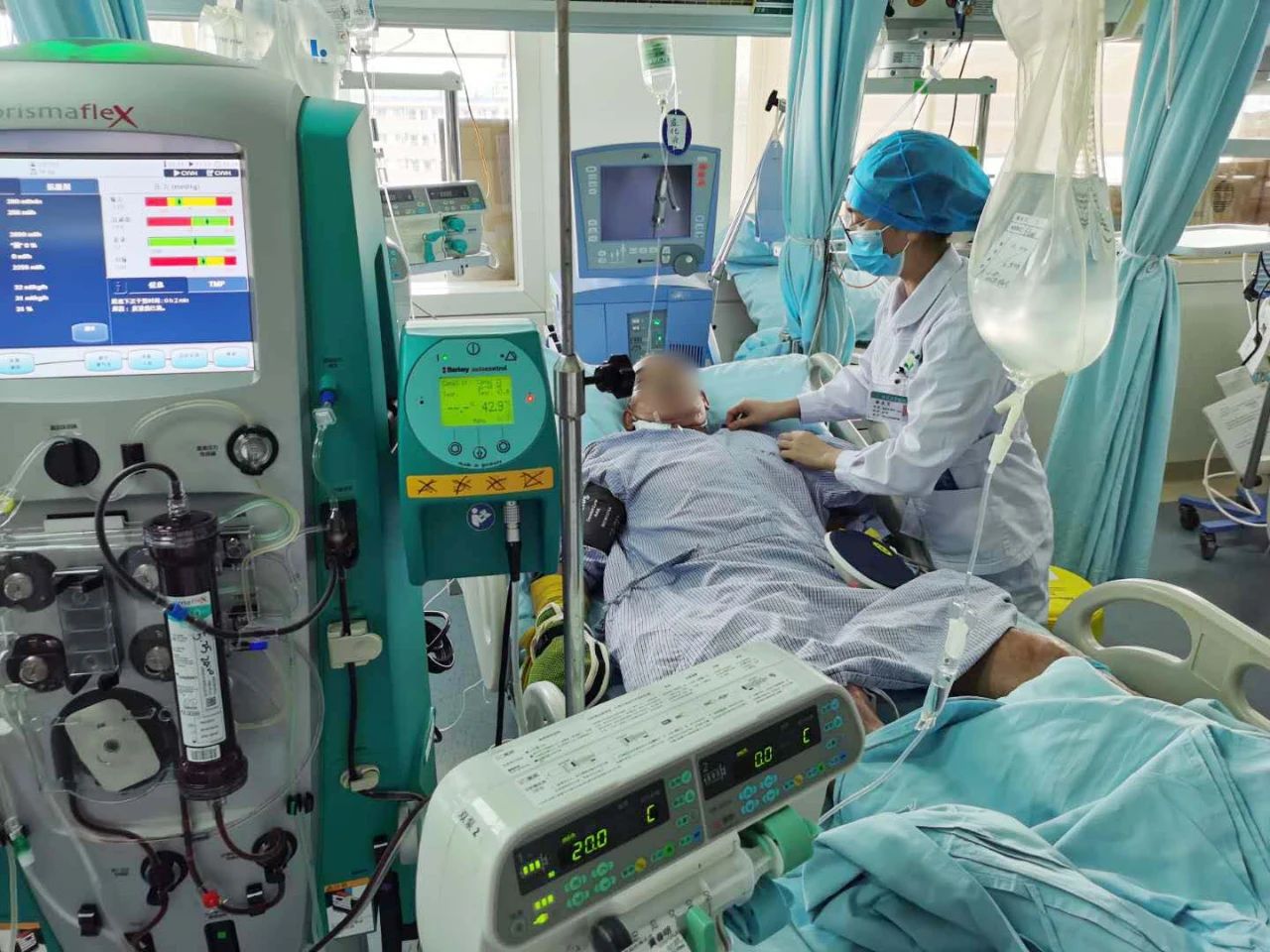 生死时速！桂医附院对恭城村民食用野生菌中毒事件全方位救治保障970 / 作者:东门头人 / 帖子ID:271853