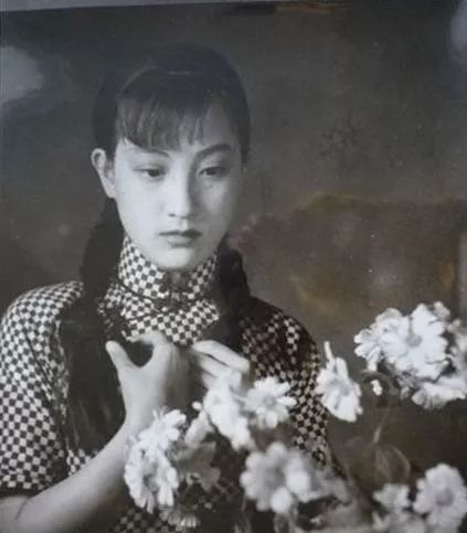 一张民国女星罕见的大合照281 / 作者:雨云儿 / 帖子ID:272419
