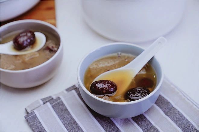 竹荪被称为“菌中皇后”，是炖汤的好原料，营养价值超高！652 / 作者:kevinbe888 / 帖子ID:272493