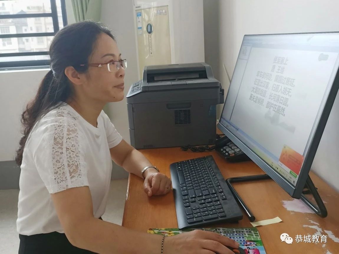 以担当诠释初心 用实干践行使命：县城二小校园广播室建设精彩纷呈910 / 作者:论坛小编04 / 帖子ID:272670