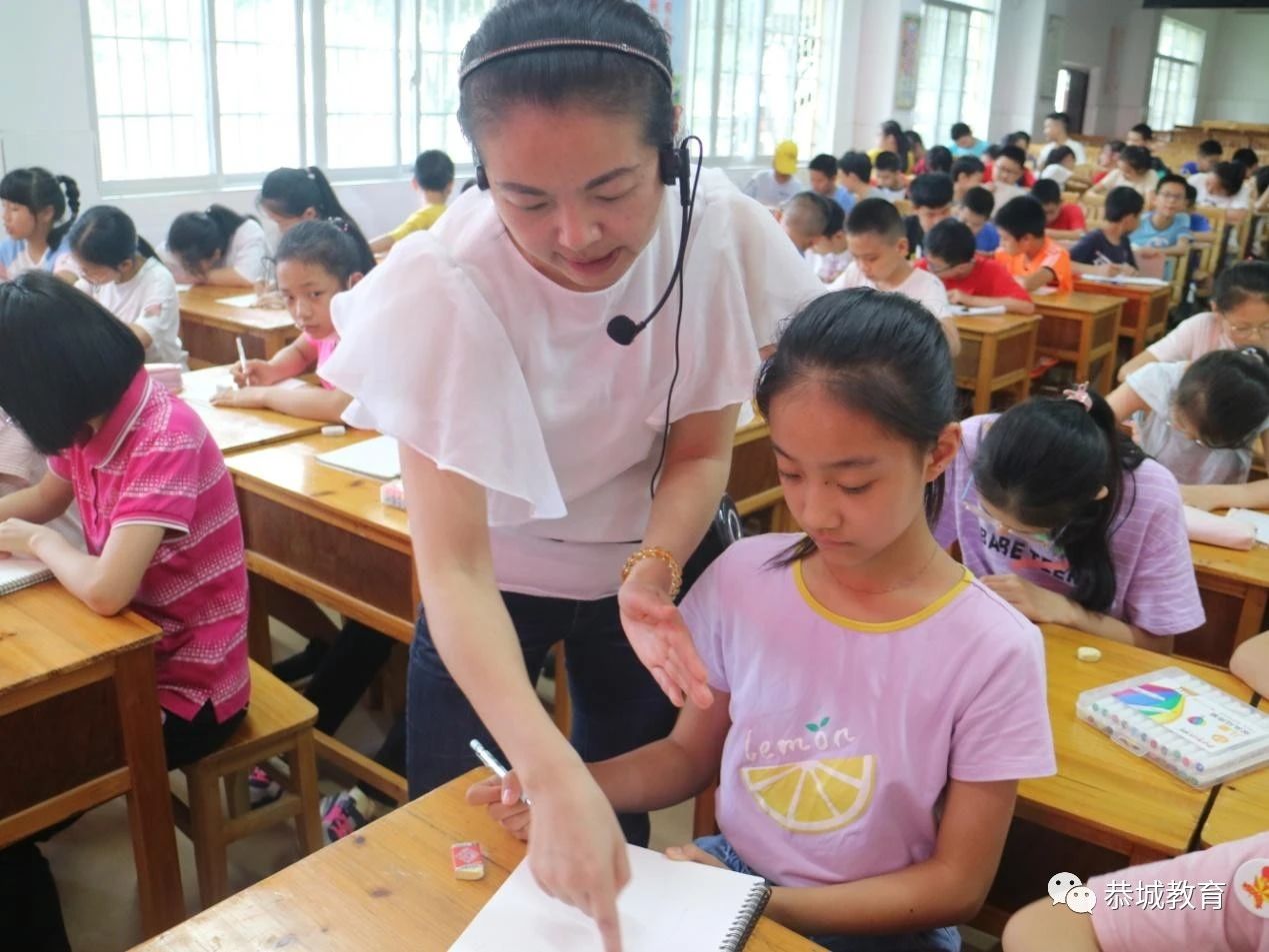 抵制毒品远离毒害  珍爱生命成就未来：记县城三小全民禁毒宣传月活动599 / 作者:论坛小编04 / 帖子ID:272723