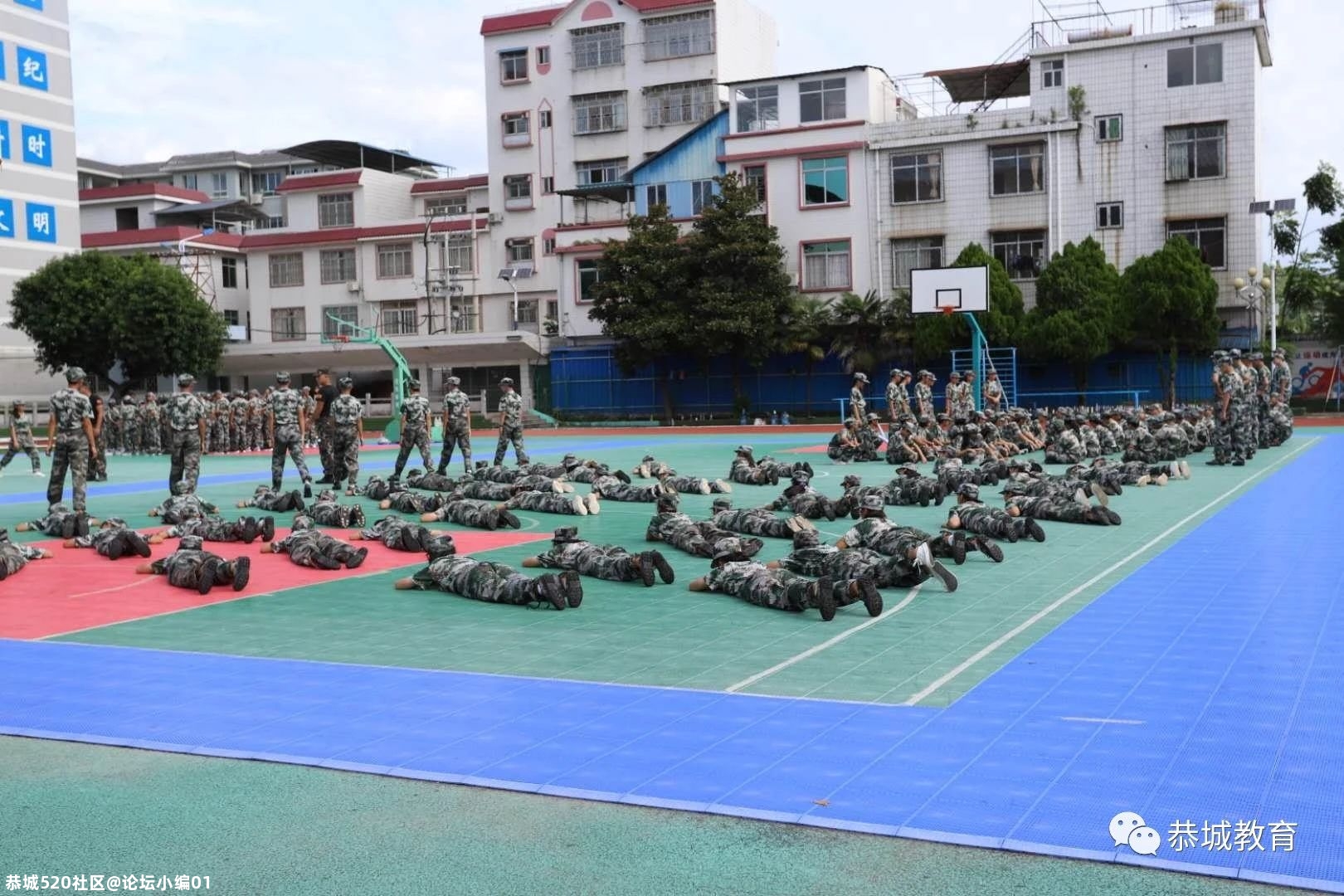 青春迷彩 扬帆起航：恭城中学举行2020级军训动员大会900 / 作者:论坛小编01 / 帖子ID:275876