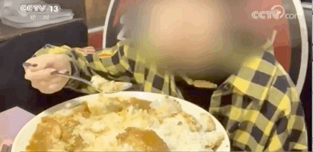 视频剪接、边吃边吐……大胃王吃播视频竟是这样制作的！874 / 作者:茶江余晖 / 帖子ID:276249