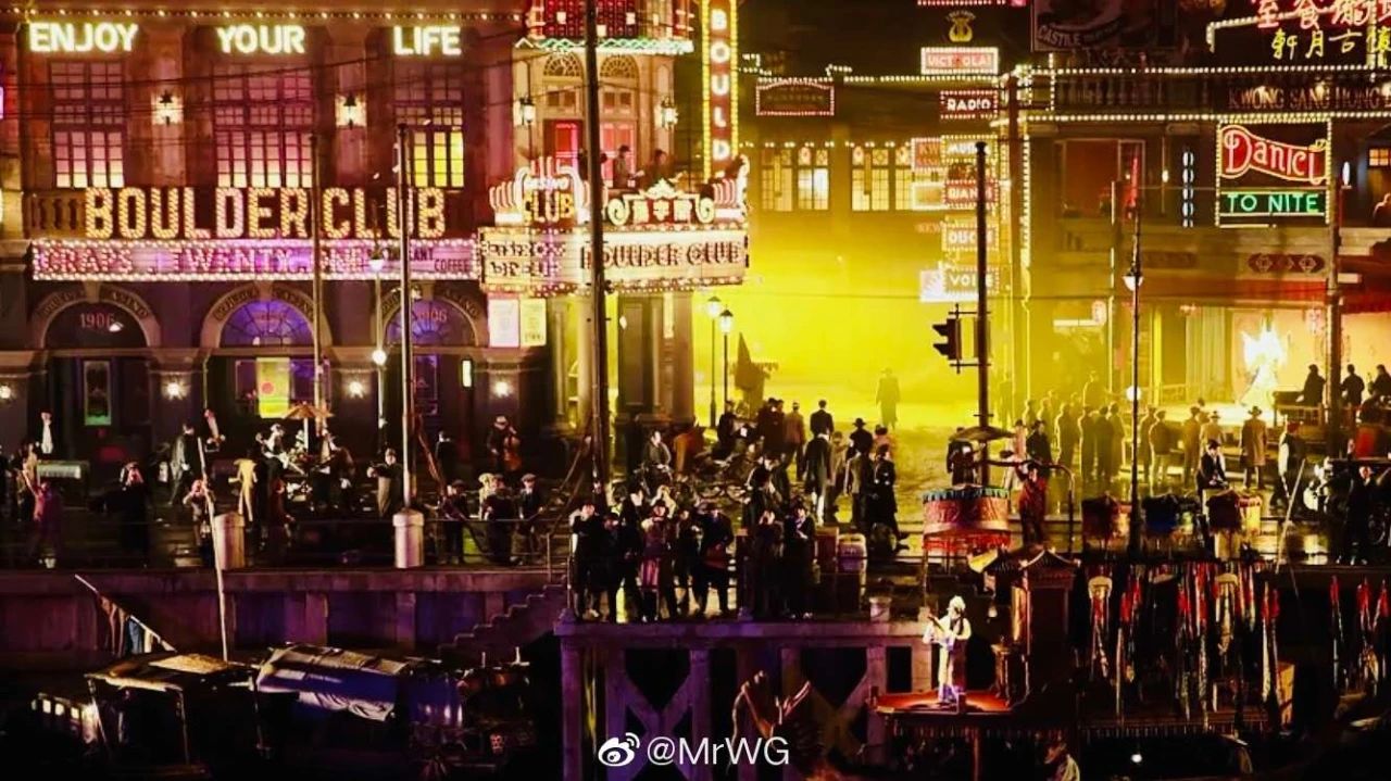《八佰》：被遗弃的400具“尸体”，改变了无数人的命615 / 作者:圆月小侠 / 帖子ID:276516