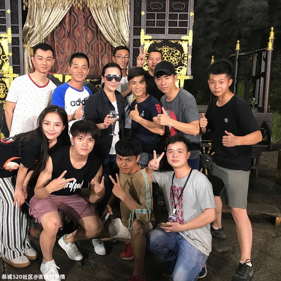 刘亦菲替身曝光，超高颜值惊艳百万中外网友：1分钟，我要她的所有资料848 / 作者:该做的事情 / 帖子ID:277337