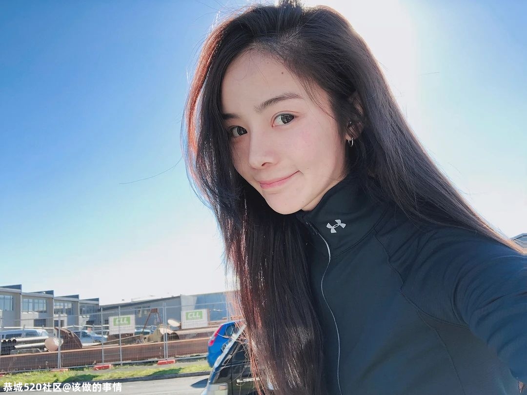 刘亦菲替身曝光，超高颜值惊艳百万中外网友：1分钟，我要她的所有资料33 / 作者:该做的事情 / 帖子ID:277337