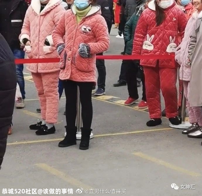 杨幂被当众吐槽，照骗和本人差别大？网友：“哈哈哈这回复太解气！”277 / 作者:该做的事情 / 帖子ID:280606
