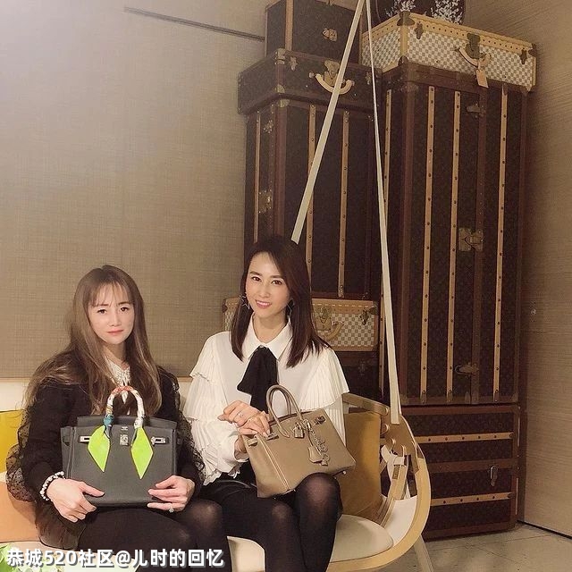 全球第一家LV餐厅开业！一杯拿铁100元，网友：这拉花一看就是我喝不起的样子！221 / 作者:儿时的回忆 / 帖子ID:284082