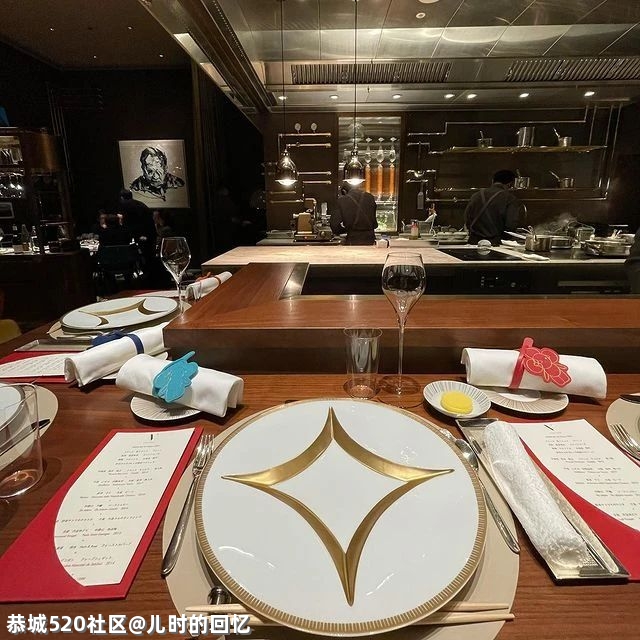 全球第一家LV餐厅开业！一杯拿铁100元，网友：这拉花一看就是我喝不起的样子！615 / 作者:儿时的回忆 / 帖子ID:284082