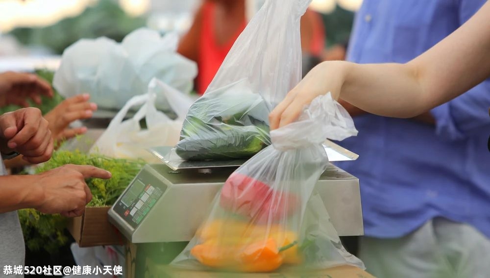 妈，别再用塑料饮料瓶装吃的了！937 / 作者:健康小天使 / 帖子ID:285419