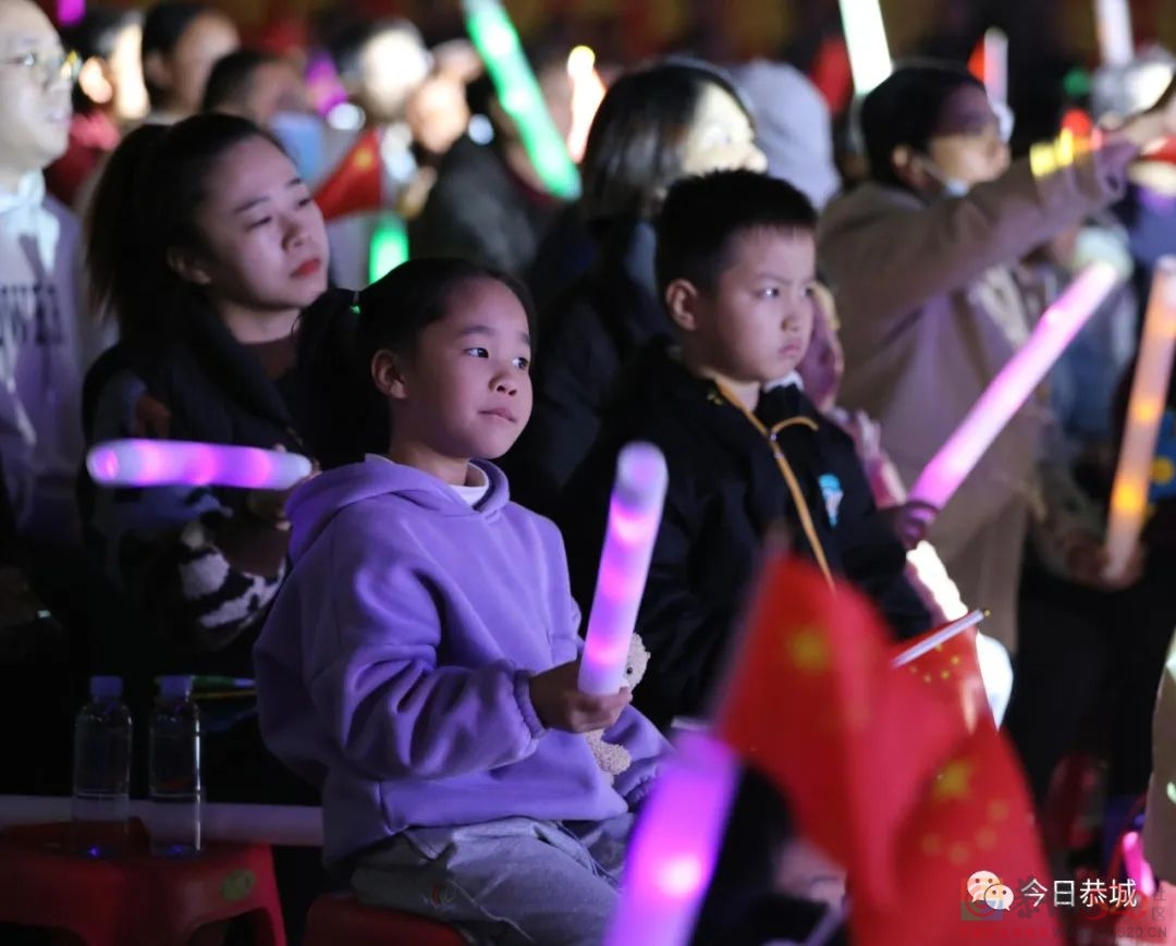 多图直击 | 恭城月柿金秋音乐晚会精彩上演670 / 作者:论坛小编01 / 帖子ID:290494