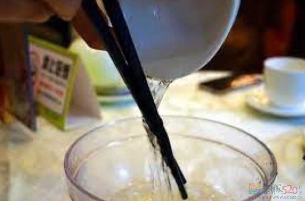在饭店不烫碗，广东人根本吃不下饭567 / 作者:儿时的回忆 / 帖子ID:291765