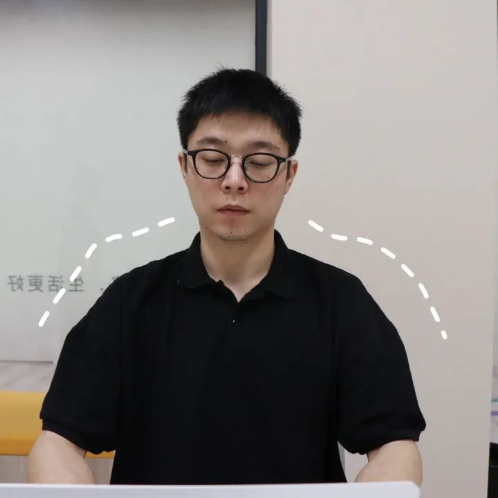 别强求「把背挺直」了！最好的坐姿其实是这样的……761 / 作者:健康小天使 / 帖子ID:295345