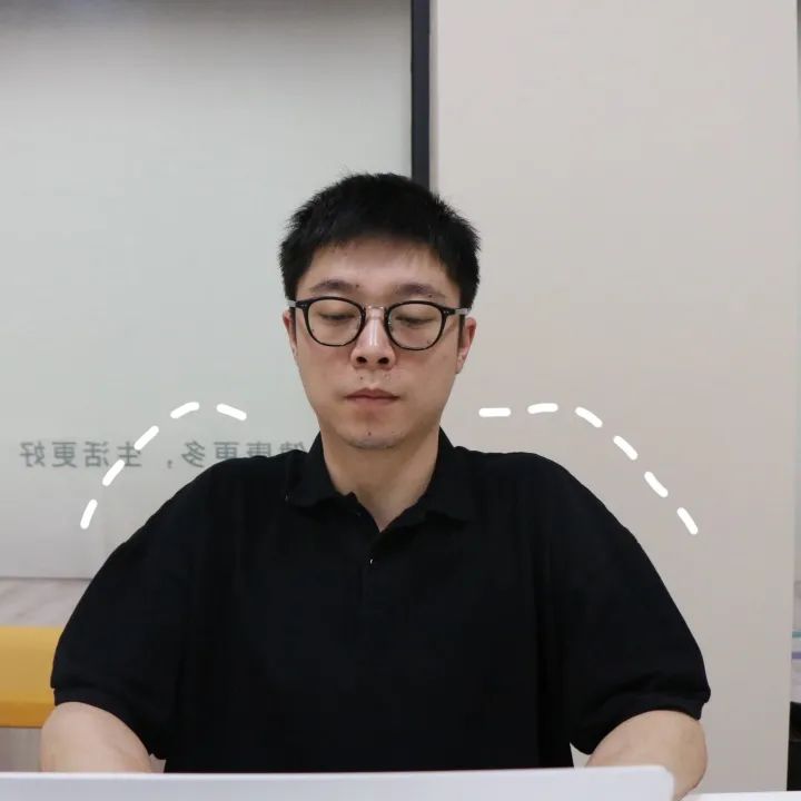 别强求「把背挺直」了！最好的坐姿其实是这样的……18 / 作者:健康小天使 / 帖子ID:295345