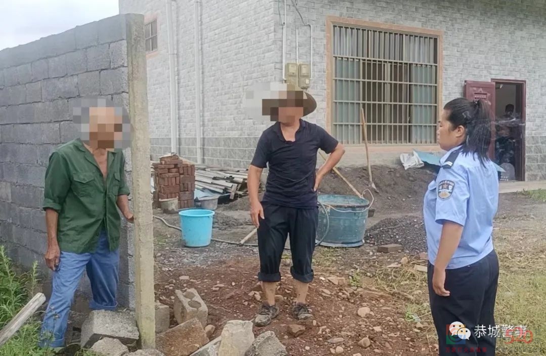 好样的！邻里纠纷无小事，驻村辅警来化解738 / 作者:论坛小编01 / 帖子ID:297575