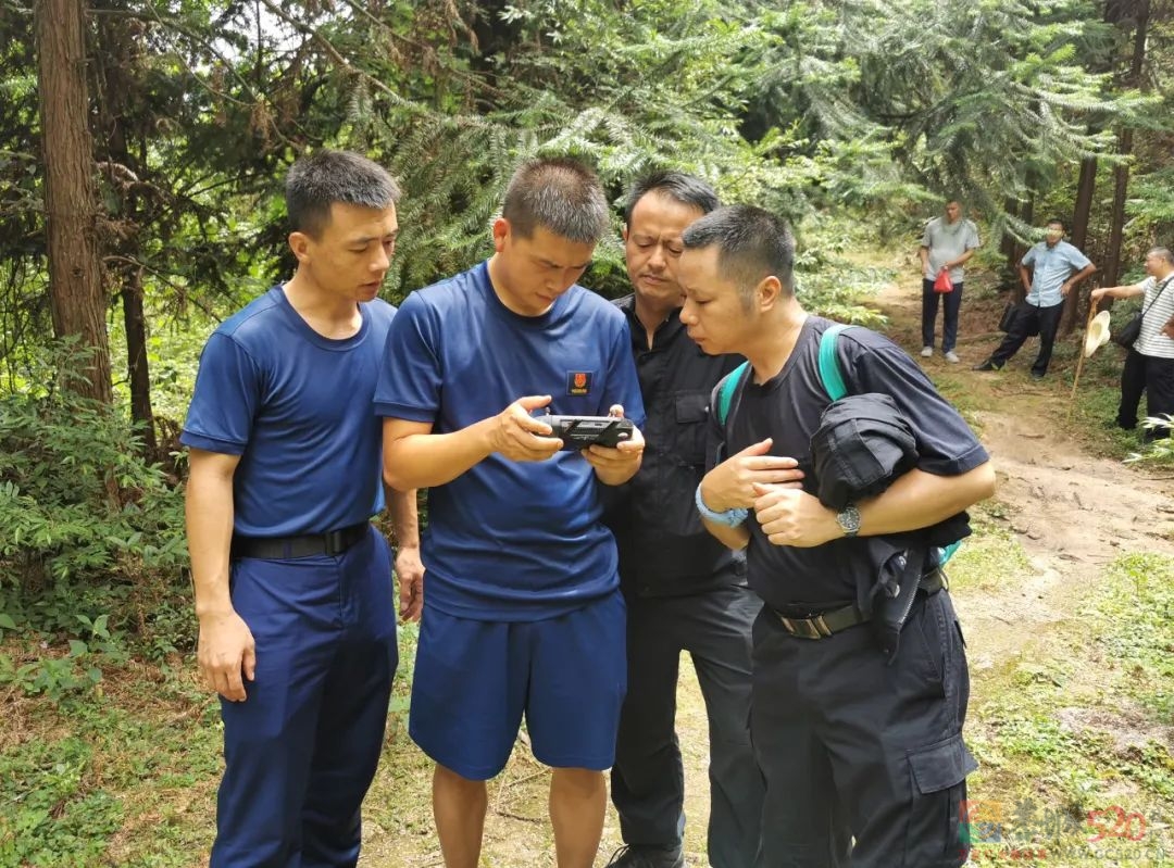 桂林警方连破两起重大刑案432 / 作者:论坛小编01 / 帖子ID:298920