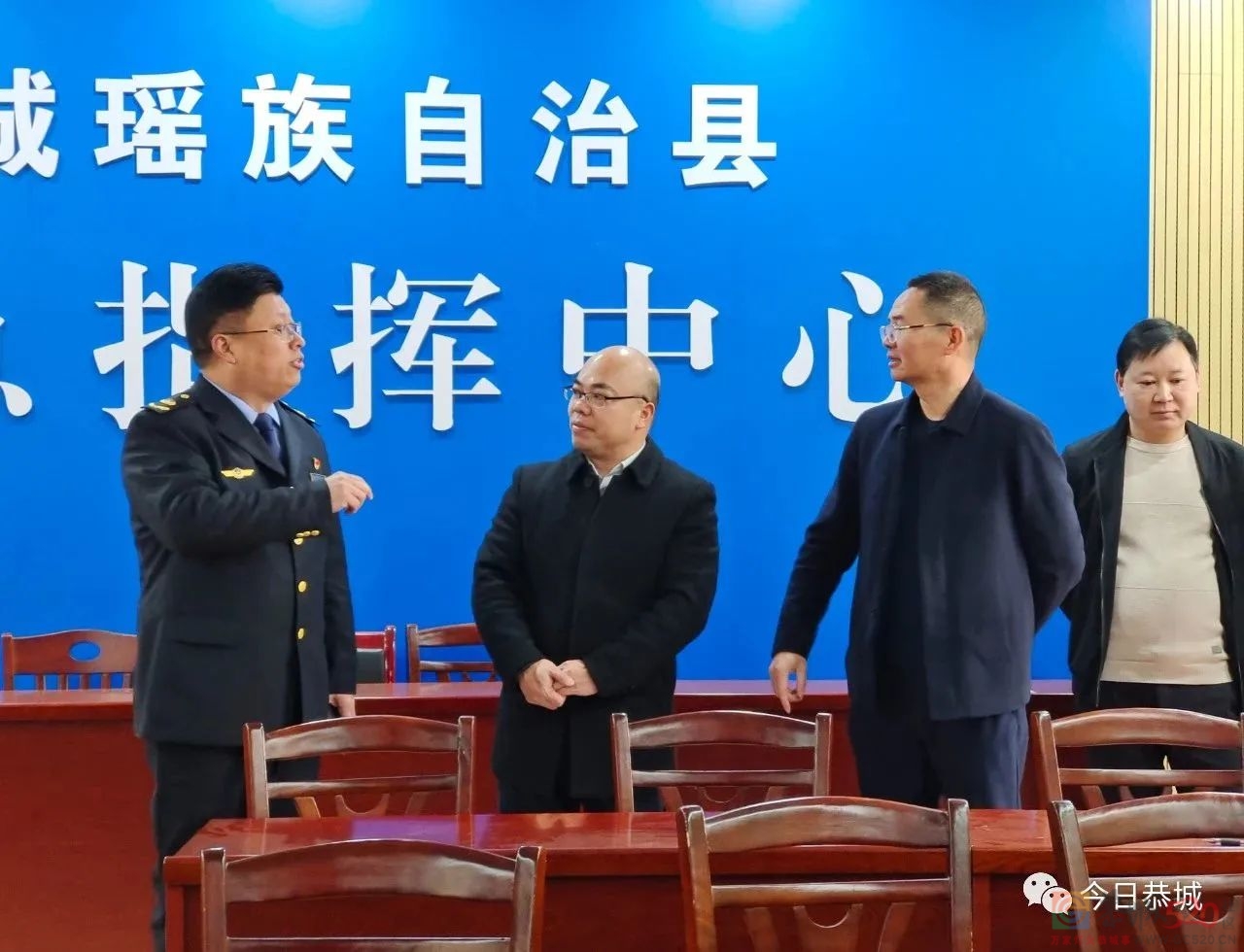 县四家班子领导到部分单位、乡镇、企业开展春节慰问948 / 作者:论坛小编01 / 帖子ID:303712
