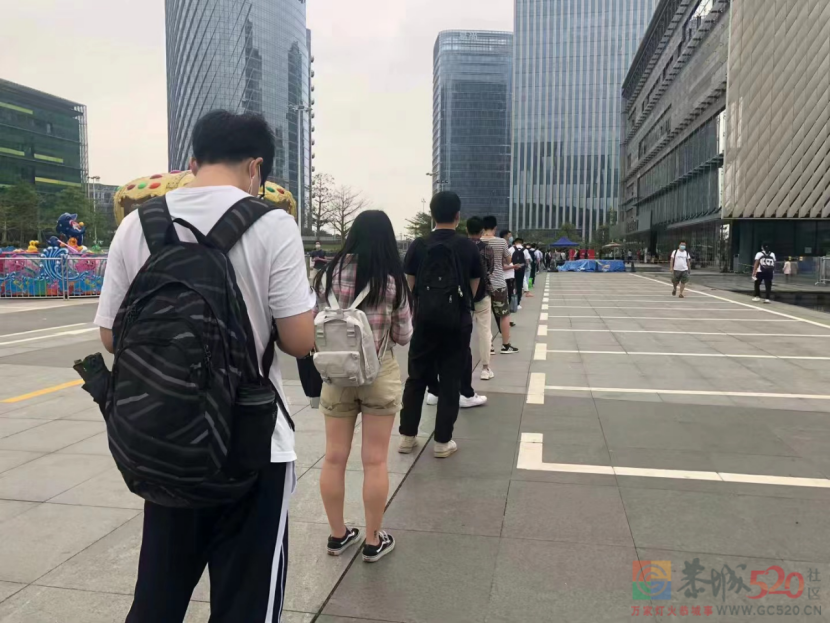 在县城招聘会，年轻人月薪3000是个梦196 / 作者:儿时的回忆 / 帖子ID:304849