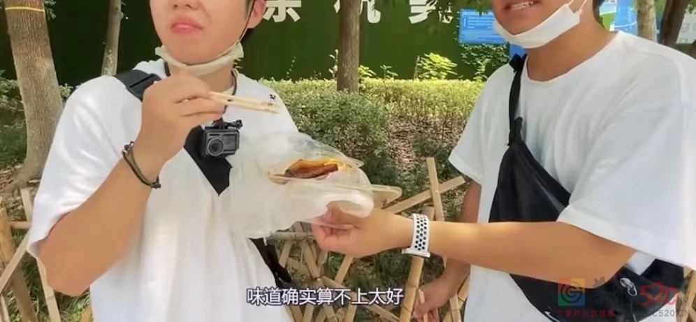 10块钱30个菜的“工地盒饭”，全网年轻人馋哭了297 / 作者:儿时的回忆 / 帖子ID:305241