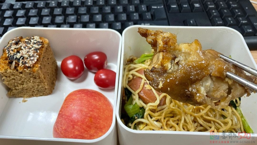 上班族们，你们的午饭是怎么解决的？172 / 作者:论坛小编01 / 帖子ID:306222