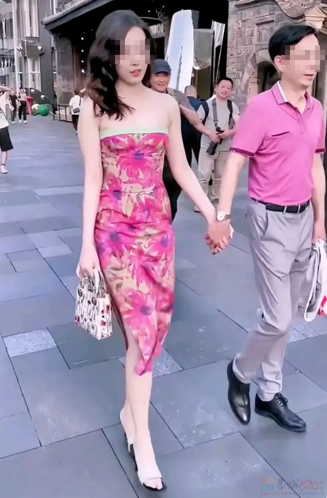 再议&quot;牵手门&quot;,律师:官员自愿公开失德行为,传播不侵犯肖像权906 / 作者:儿时的回忆 / 帖子ID:307532