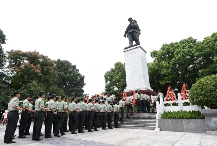 70年了，我们永远不会忘记！572 / 作者:登山涉水 / 帖子ID:308848