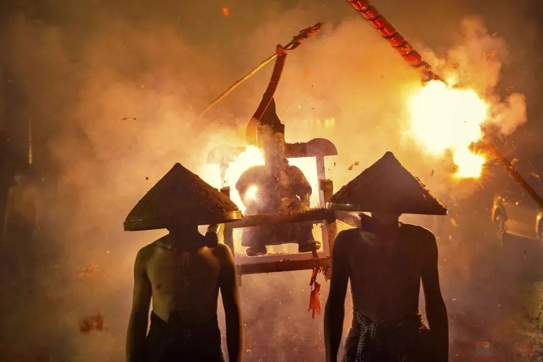 横空出世的“福建特供男神”，帅得全网眼都直了199 / 作者:儿时的回忆 / 帖子ID:310413