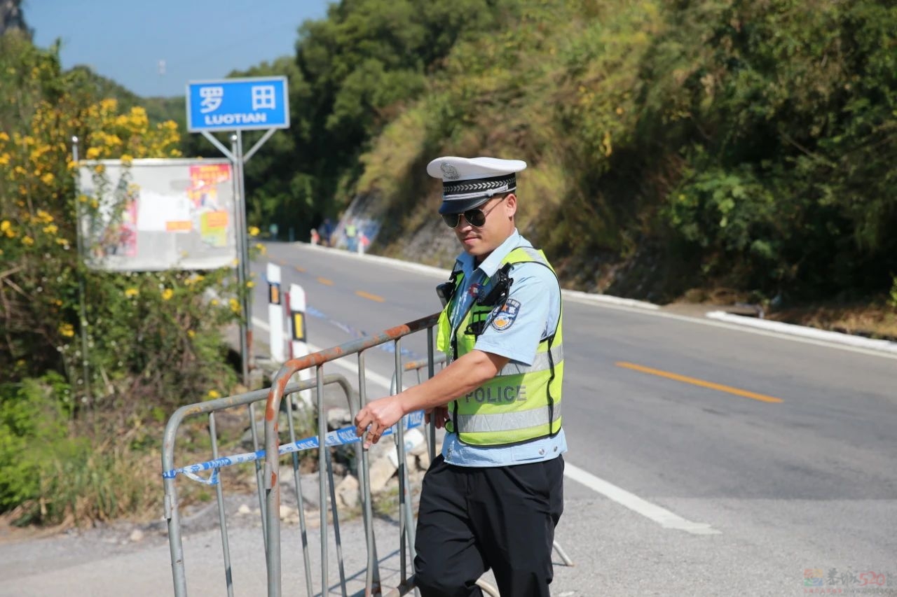 恭城公安环广西公路自行车世界巡回赛绘就别样“警色”！319 / 作者:论坛小编01 / 帖子ID:311143