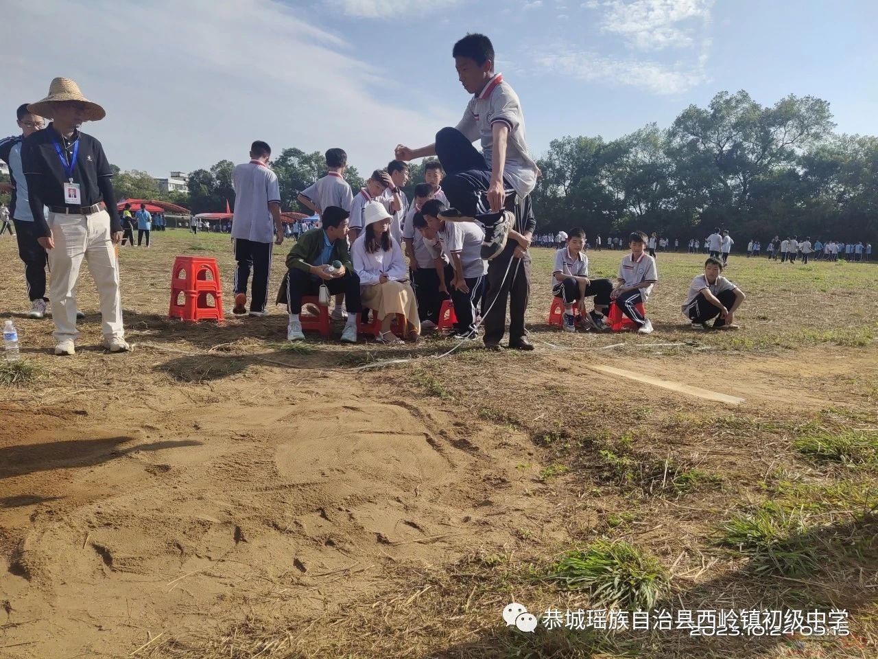 竞出强健体魄，赛出文明风格——西岭镇初级中学举行第二十二届田径运动会暨第三届阳光体育节956 / 作者:论坛小编01 / 帖子ID:311314