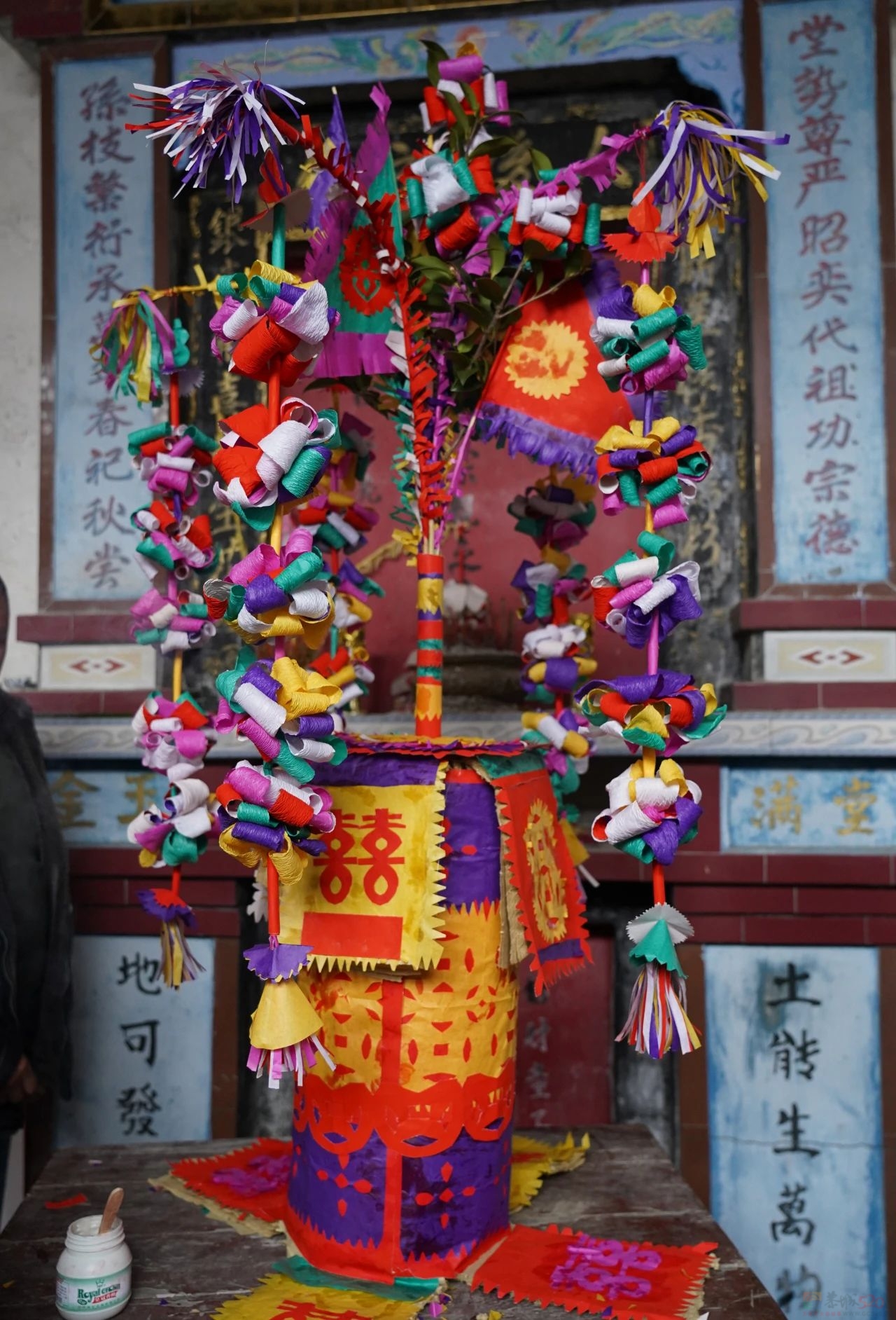 村民齐心制作花炮 拉开花炮节序幕392 / 作者:论坛小编01 / 帖子ID:313388