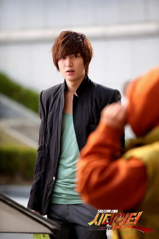 你QQ空间里的那个顶流花美男，现在肿到妈都认不出了……180 / 作者:放眼看世界 / 帖子ID:314688